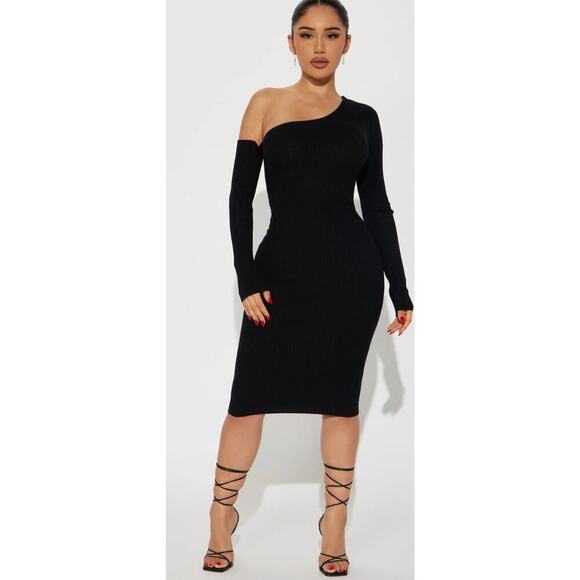 Fashion Nova Dresses & Skirts - Fashion nova She's ready to go midi sweater black dress Size 3X party bodycon
